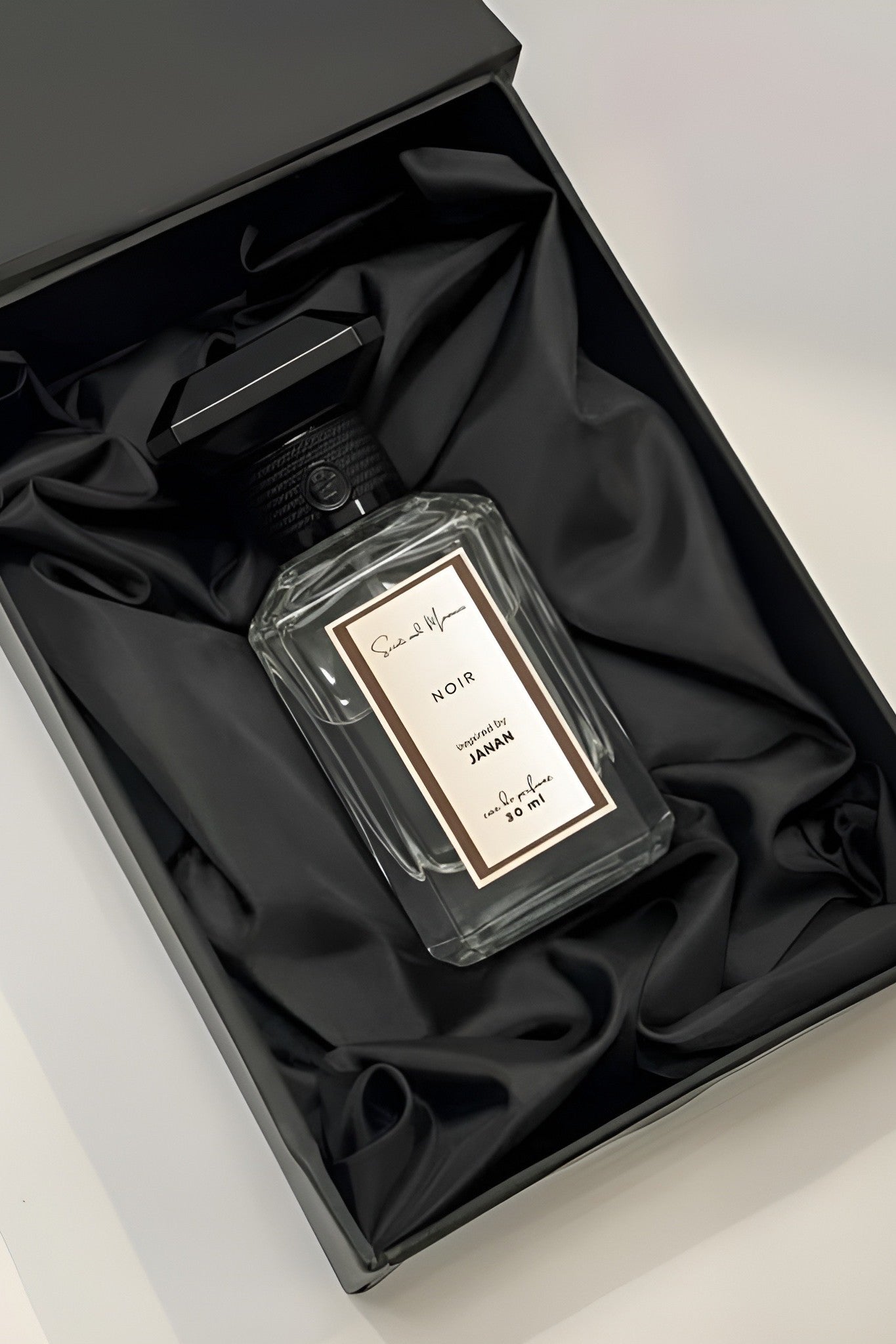 Noir- Inspired by JANAN